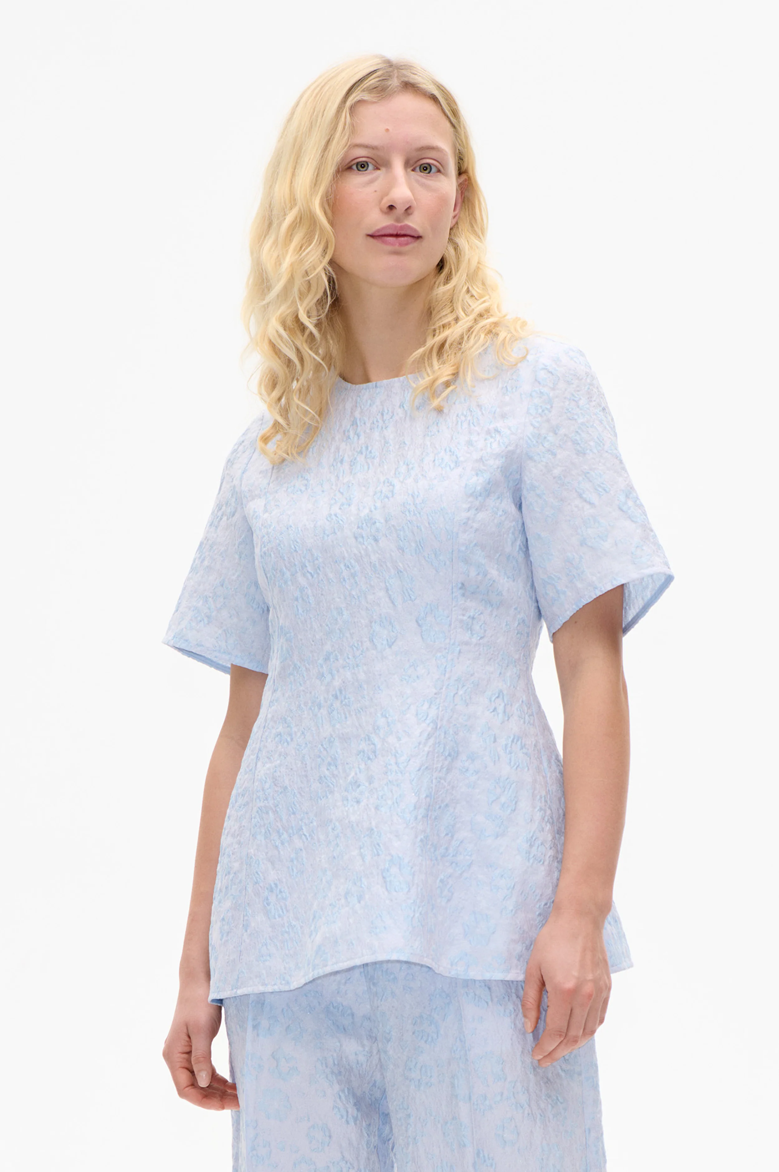 Tops & Shirts